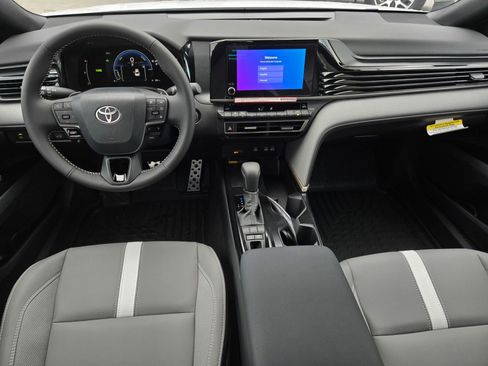 Certified 2026 Toyota Camry SE FWD image 13