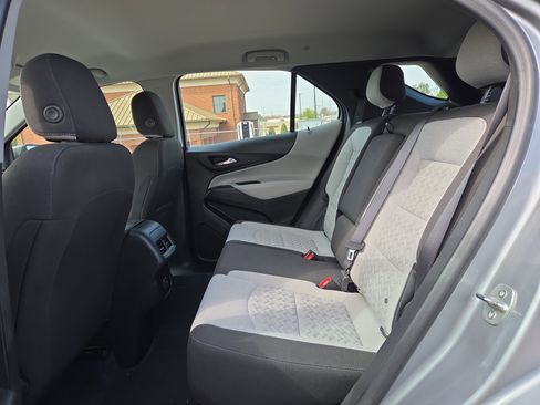 Used 2023 Chevrolet Equinox LS image 11