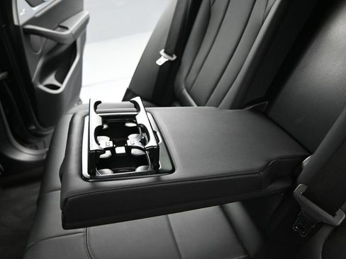 Used 2024 BMW X3 sDrive30i w/ Convenience Package image 17