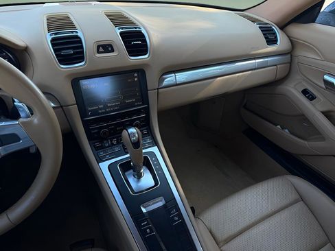 Used 2014 Porsche Cayman image 24