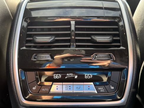 Used 2023 BMW X6 xDrive40i w/ M Sport Package image 35