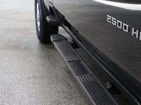 Used 2020 Chevrolet Silverado 2500 LTZ image 33