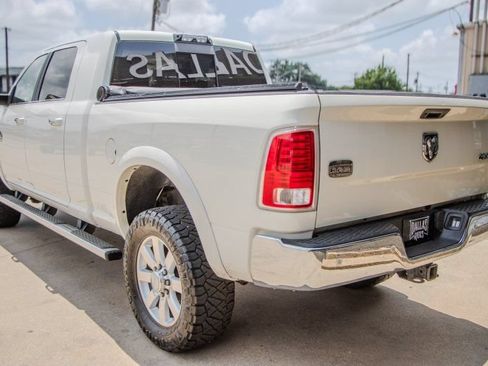 Used 2017 RAM 3500 Laramie Longhorn AWD/4WD image 9
