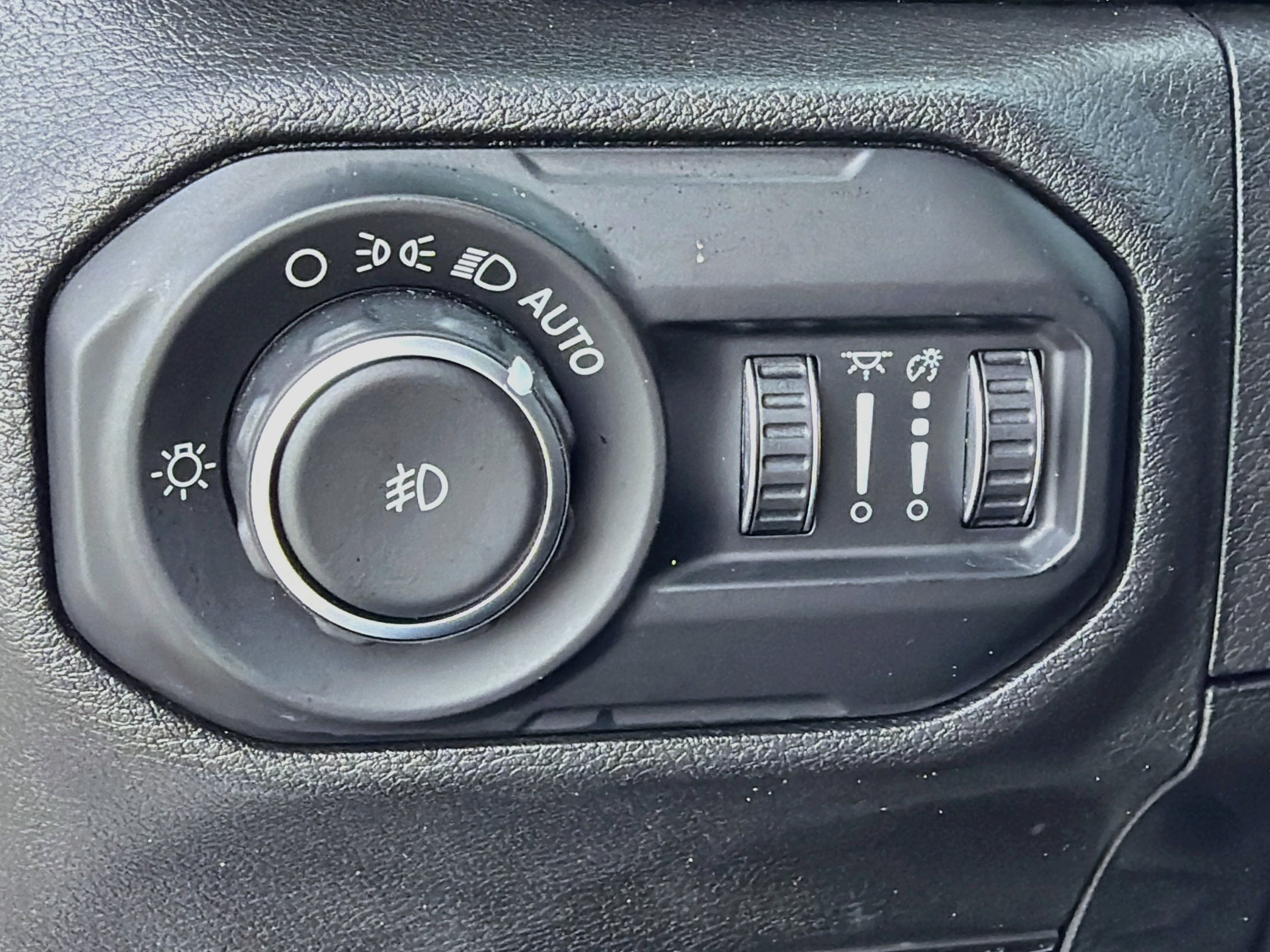 Used 2020 Jeep Wrangler Unlimited Rubicon w/ Quick Order Package 28Y Recon AWD/4WD image 31
