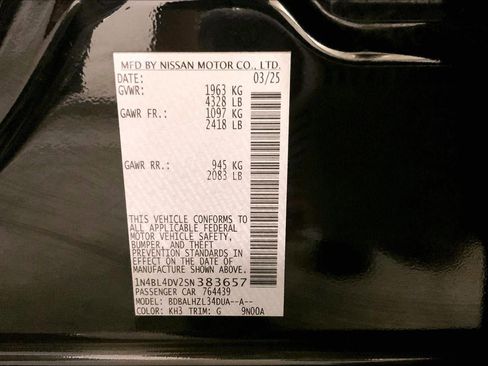 Used 2025 Nissan Altima 2.5 SV FWD image 31