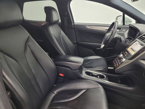 Used 2019 Lincoln MKC Premiere FWD image 21