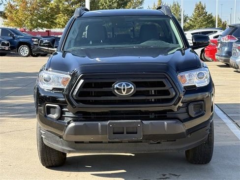 Used 2023 Toyota Tacoma SR image 8