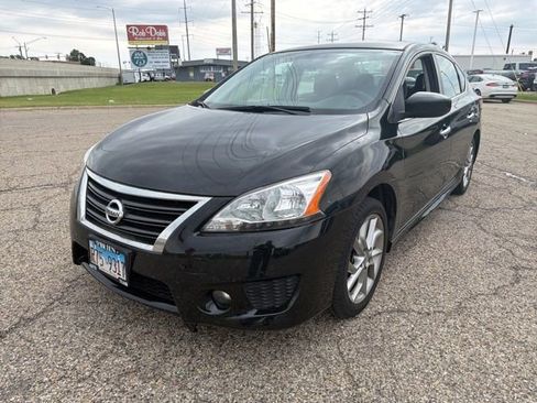 Used 2013 Nissan Sentra SR w/ Driver Pkg FWD image 3
