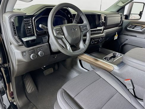 New 2026 Chevrolet Silverado 2500 LT w/ Trail Boss Package image 5