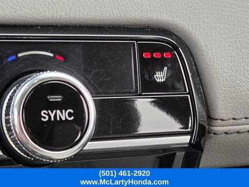 Certified 2025 Honda Pilot Touring image 31