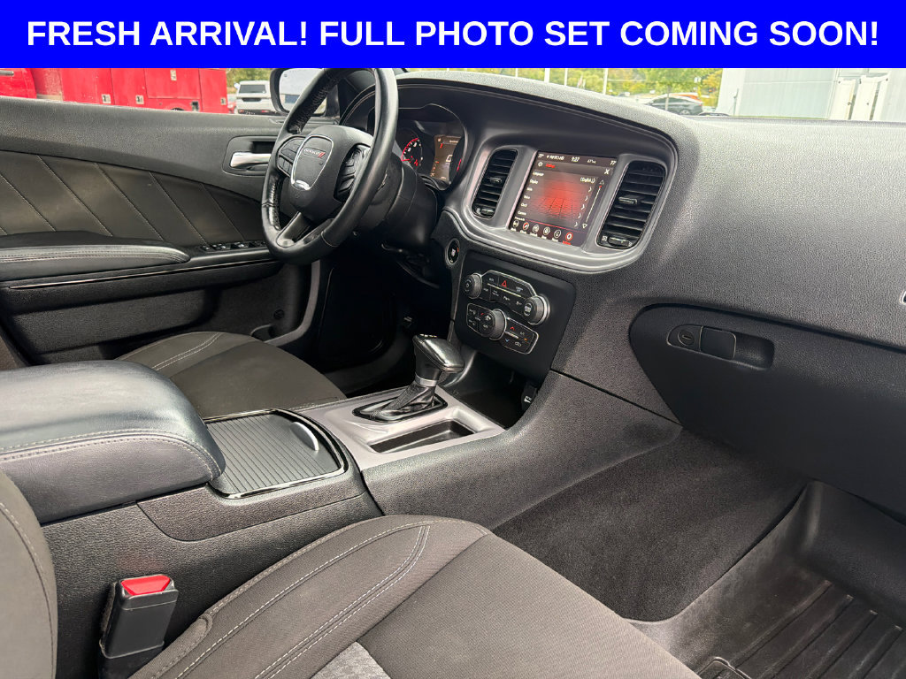 Used 2023 Dodge Charger SXT w/ Blacktop Package AWD/4WD image 28