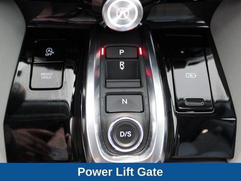 Used 2024 Acura MDX SH-AWD w/ Technology Package image 17