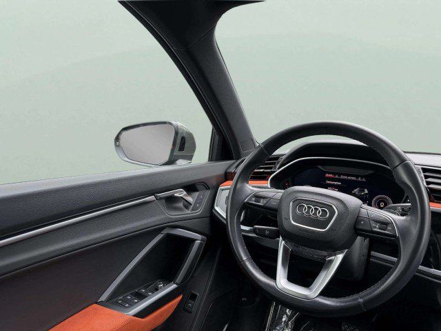 Used 2019 Audi Q3 2.0T Premium Plus w/ Premium Plus Package AWD/4WD image 12