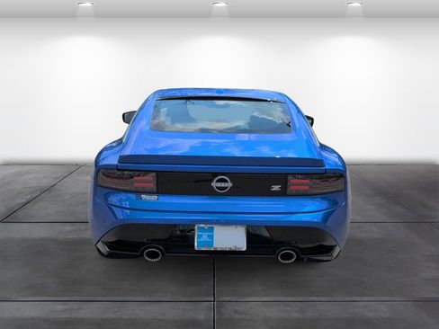 Used 2025 Nissan Z Performance w/ Floor Mat Package RWD image 7