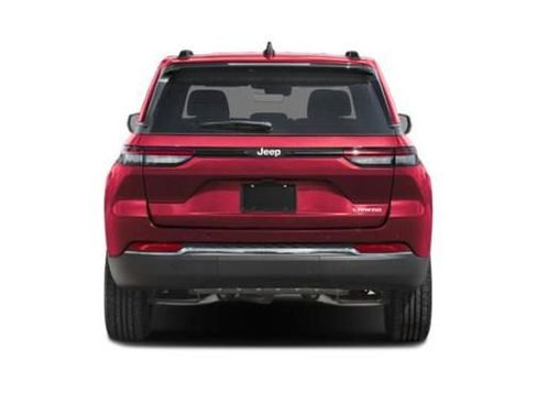Used 2025 Jeep Grand Cherokee Limited w/ Luxury Tech Group II RWD image 5