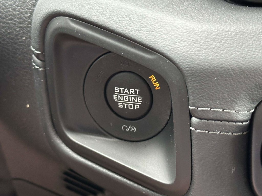 Used 2026 Jeep Wrangler Rubicon w/ Safety Group AWD/4WD image 21
