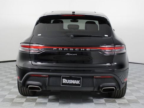 Used 2025 Porsche Macan image 6