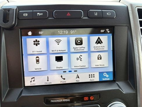 Used 2019 Ford F350 Limited AWD/4WD image 36