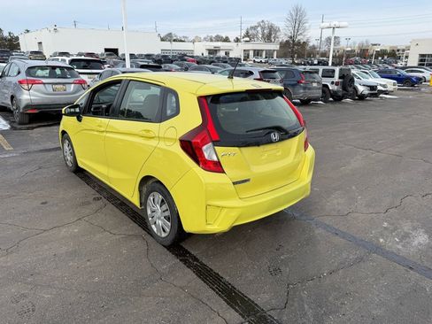 Used 2016 Honda Fit LX image 3