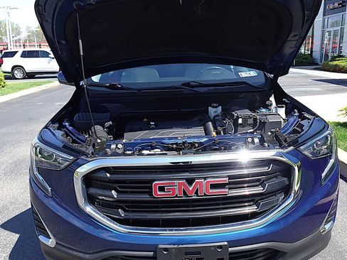 Used 2021 GMC Terrain SLE w/ Driver Convenience Package AWD/4WD image 32