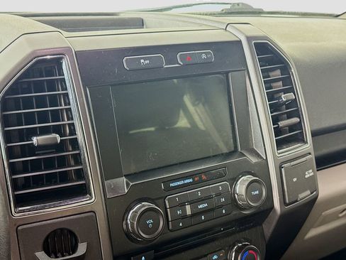 Used 2017 Ford F150 XLT w/ Equipment Group 302A Luxury image 13