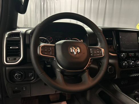 Used 2025 RAM 1500 Big Horn AWD/4WD image 14