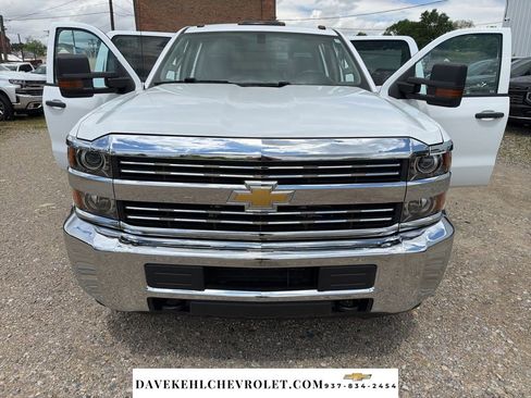 Used 2016 Chevrolet Silverado 3500 W/T w/ WT Convenience Package AWD/4WD image 18