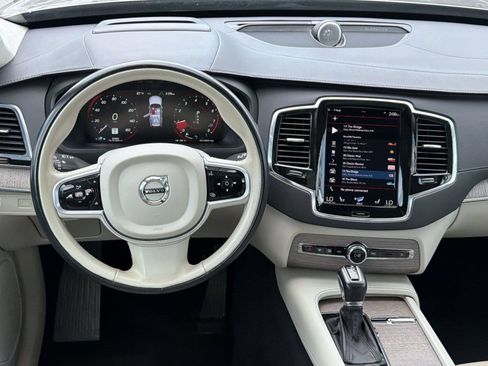 Used 2022 Volvo XC90 T6 Inscription w/ Lounge Package AWD/4WD image 28