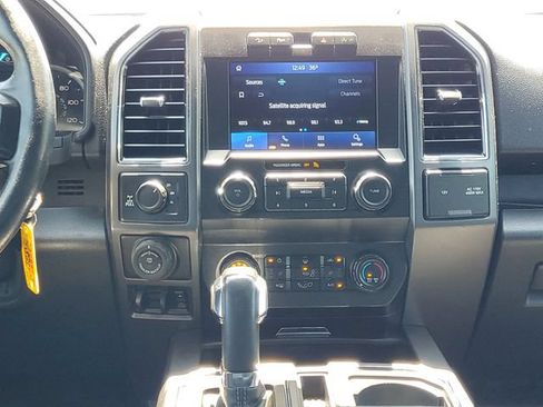 Used 2020 Ford F150 XLT w/ Equipment Group 302A Luxury AWD/4WD image 29
