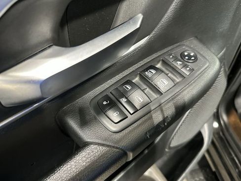 Used 2019 RAM 1500 Big Horn image 19