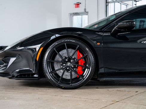 Used 2020 Ferrari 488 Pista Coupe image 9