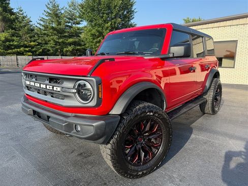 Used 2023 Ford Bronco Big Bend AWD/4WD image 2