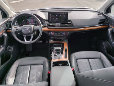 Used 2023 Audi Q5 2.0T Premium w/ Convenience Package AWD/4WD image 27