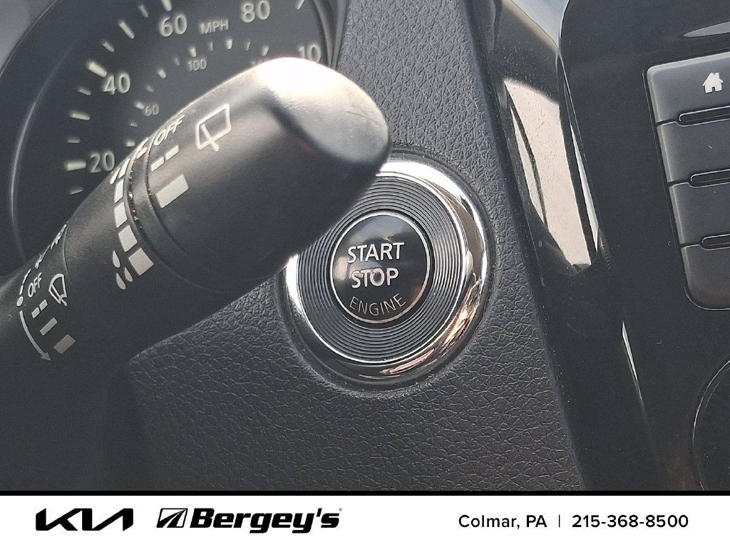 Used 2019 Nissan Rogue SV w/ Premium Package AWD/4WD image 26