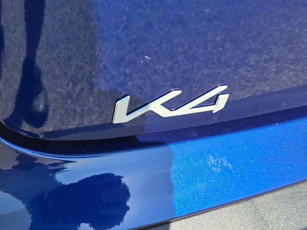 New 2026 Kia K4 FWD image 12