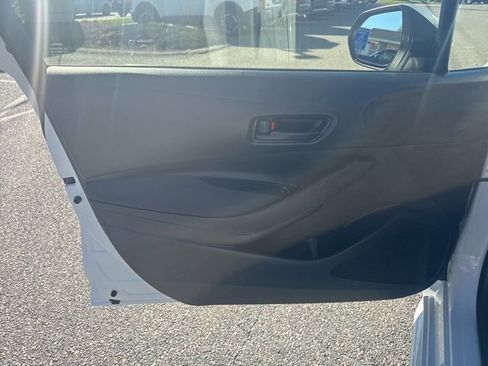 Used 2023 Toyota Corolla LE image 14