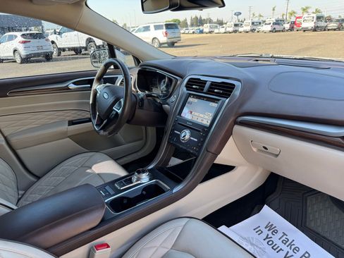 Used 2017 Ford Fusion Energi Platinum FWD image 19