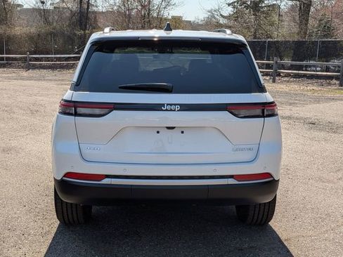 New 2026 Jeep Grand Cherokee Limited AWD/4WD image 4