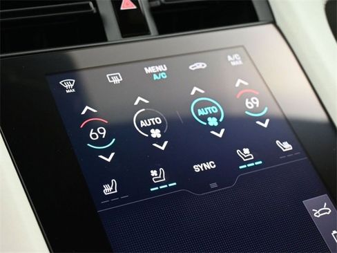 New 2025 Porsche Taycan GTS image 10