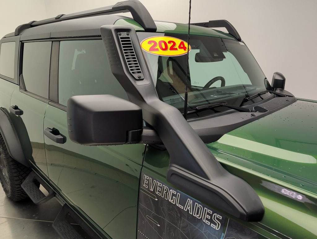 Used 2024 Ford Bronco Everglades AWD/4WD image 41