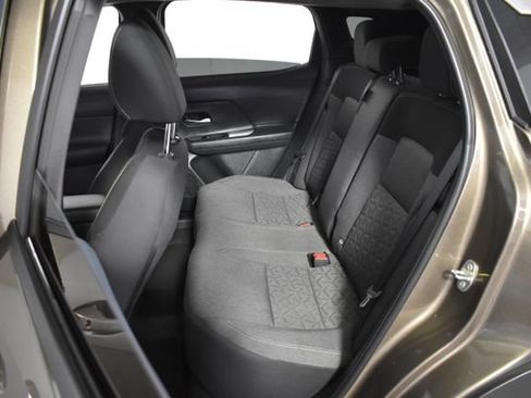 Certified 2025 Nissan Kicks SV AWD/4WD image 26