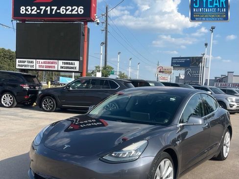 Used 2018 Tesla Model 3 Long Range RWD image 1