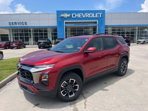 New 2026 Chevrolet Equinox ACTIV w/ LPO, Floor Liner Package image 2