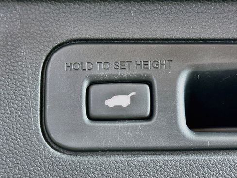 Used 2023 Honda Pilot Elite image 32