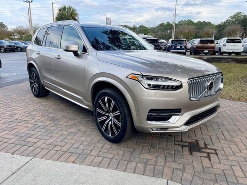 Used 2024 Volvo XC90 B5 Plus image 8
