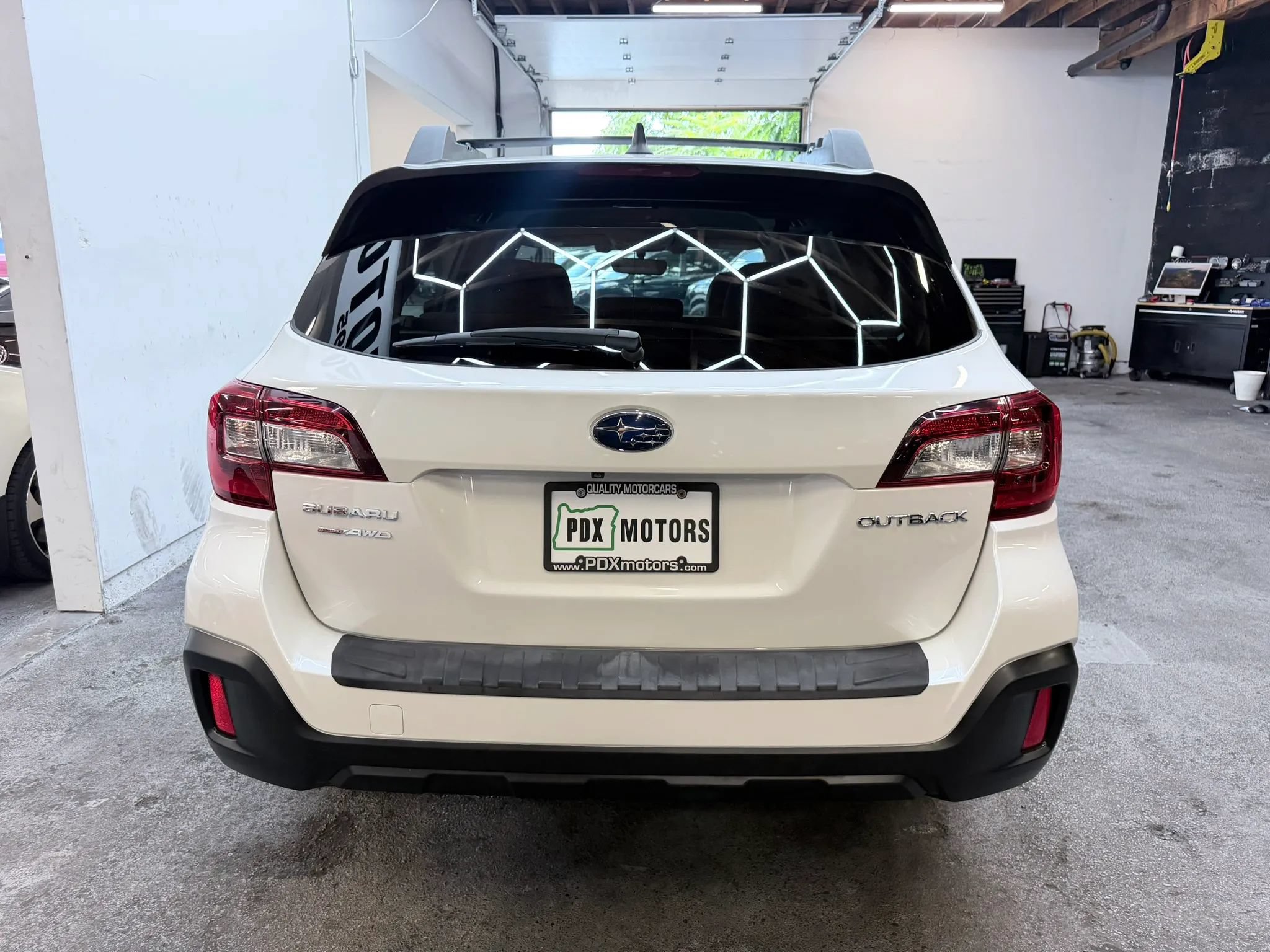 Used 2019 Subaru Outback 2.5i Premium AWD/4WD image 7