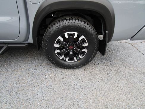 Used 2023 Nissan Frontier Pro-X w/ Tow Package RWD image 23