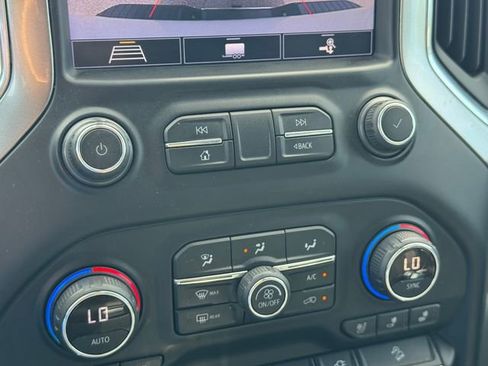 Certified 2020 Chevrolet Silverado 2500 LTZ image 23