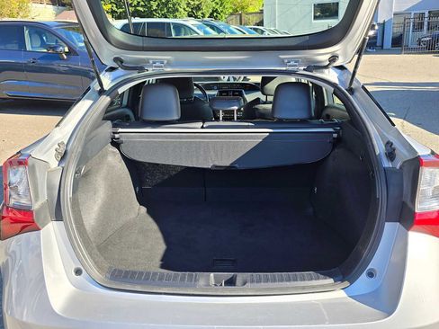 Used 2022 Toyota Prius XLE image 14