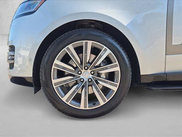 Used 2023 Land Rover Range Rover SE AWD/4WD image 25